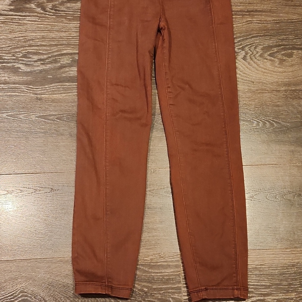 ❤️ LIVERPOOL JEANS COMPANY HIGH RISE PULL ON GARMENT DYED SKINNY PANTS, 6 (28) - Picture 5 of 8